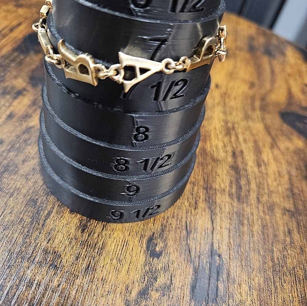 DIOR Gold "Dior Paris" 2000s Bracelet - Picture 8 of 9
